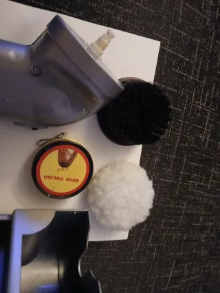 Abrillantador Zapatos, a pilas.