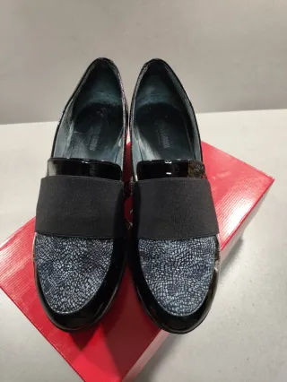 Zapatos de piel negros
