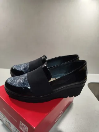 Zapatos de piel negros