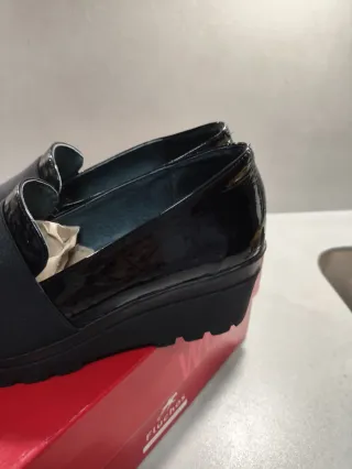 Zapatos de piel negros