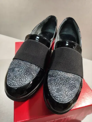 Zapatos de piel negros