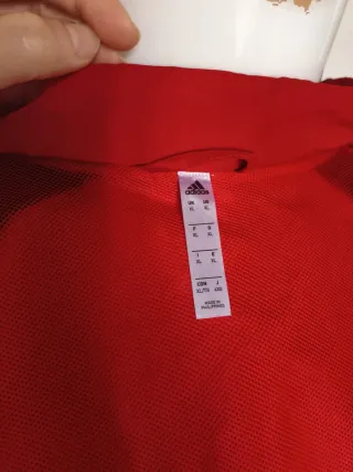 Chaqueta Adidas Roja