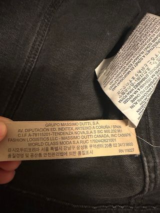 Chaqueta vaquera negra Massimo Dutti