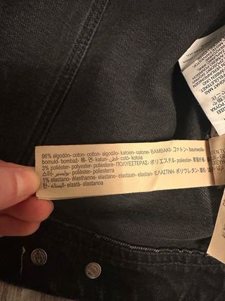 Chaqueta vaquera negra Massimo Dutti