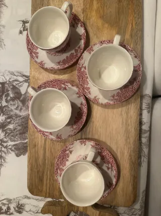 4 Tazas y Platos Churchill