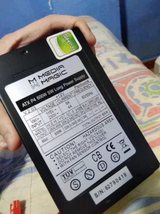 Alimentatore Gaming Nero