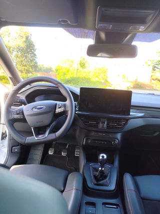 Ford Focus ST 2025 3 mantenimientos incluidos