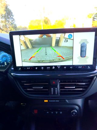 Ford Focus ST 2025 3 mantenimientos incluidos