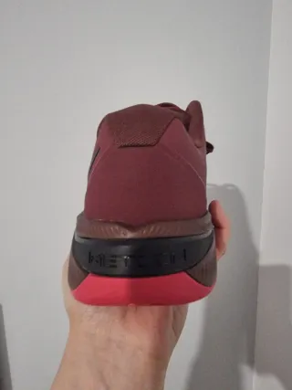 T45,5 Nike Metcom 10 rojas