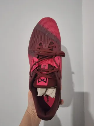 T45,5 Nike Metcom 10 rojas