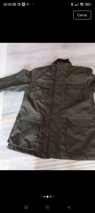 Trenca impermeable,  tres cuartos. Banana Republic