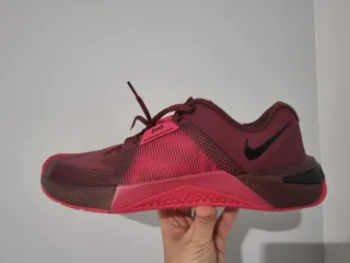T47 Nike Metcom 10 rojas
