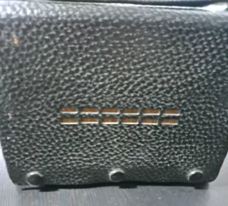 Radio Antigua Grundig Negra y Dorada