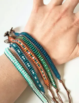 Bracciali perline vetro colorato
