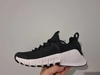 T36,5 Nike Free Metcom 6 negras