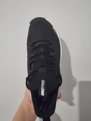 T36,5 Nike Free Metcom 6 negras