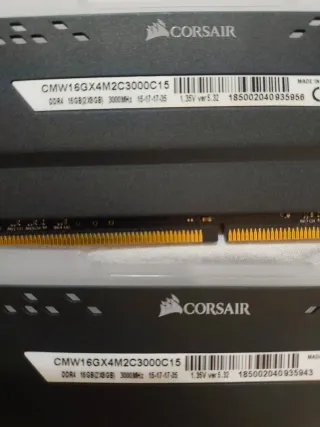16GB DDR4 Corsair Vengeance RGB PRO