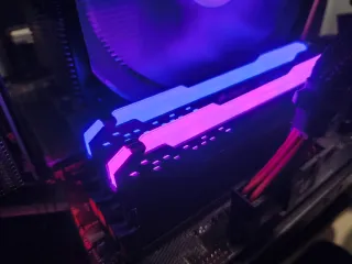 16GB DDR4 Corsair Vengeance RGB PRO