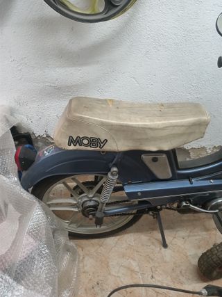 Mobylette Moped Azul y Beige