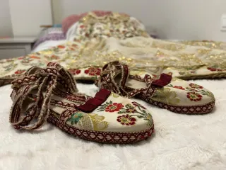 Traje Fallera Niña Blanco Roto Talla 10-12