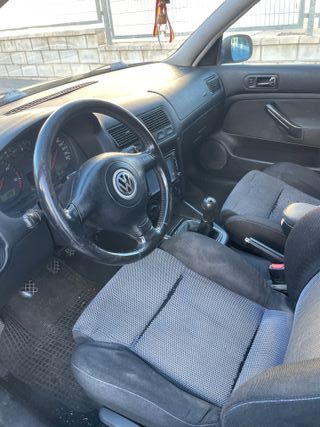 Volkswagen Golf TDI 1.9