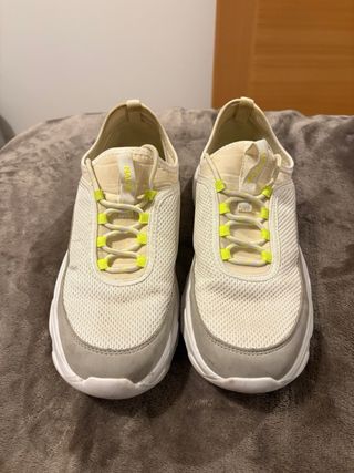 Zapatillas Nautica Blancas y amarillas