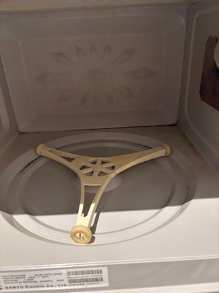 Microondas Sanyo Plata