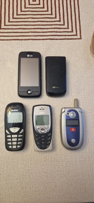 5 teléfonos móviles antiguos