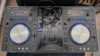 Pioneer XDJ-R1 + Flightcase
