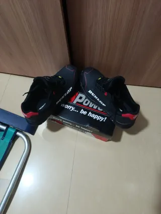 Zapatillas Dunlop Talla 41 Negras/Rojas