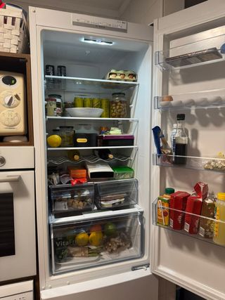 Lote de electrodomésticos de cocina casi nuevos.