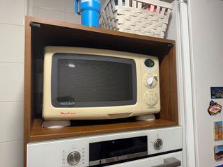 Lote de electrodomésticos de cocina casi nuevos.