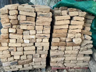 Ladrillos de adobe rústicos