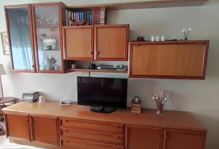 Mueble modular salón madera y cristal