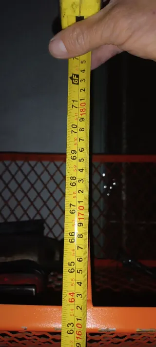 Estantería Metálica Naranja con Ruedas