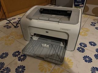 Stampante HP LaserJet P1002