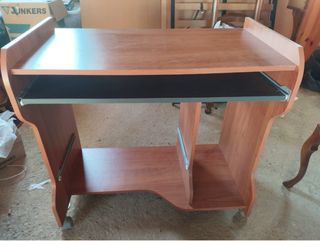 Mesa escritorio ordenador con bandeja