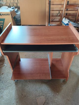 Mesa escritorio ordenador con bandeja