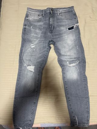 Pantalón vaquero juvenil desgastado gris Eur. 42