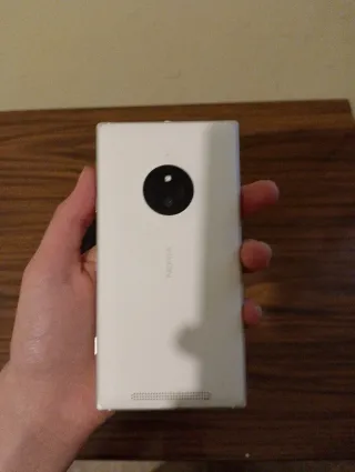 Nokia Telefono Nero e Bianco Moderno