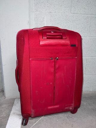 Maleta mediana Samsonite 4 ruedas roja