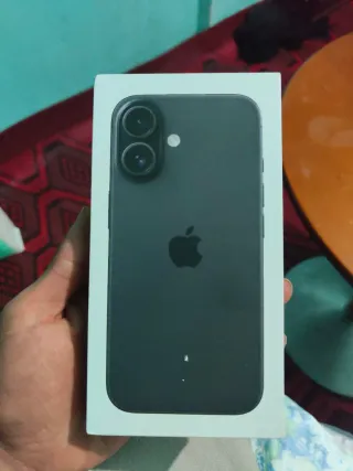 iPhone 16 Nero/Grigio