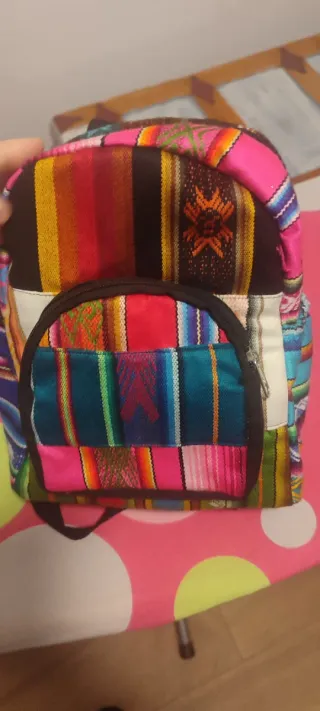 Mochila pequeña multicolor nueva