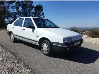 Renault 19 chamade 1990
