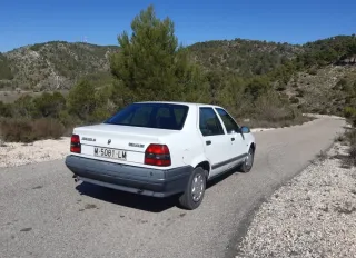 Renault 19 chamade 1990