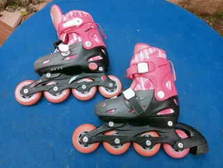 Patines en línea rosas y negros talla 30-33