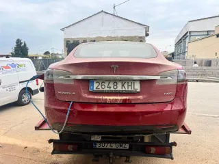 Tesla Model S 2018