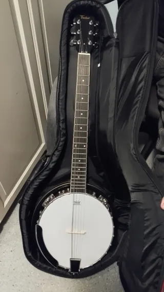 Banjo Tucker 6 cuerdas