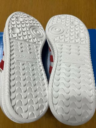 Adidas Samba Blancas y Rojas nuevas