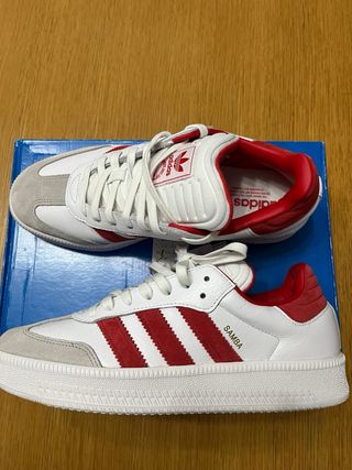 Adidas Samba Blancas y Rojas nuevas